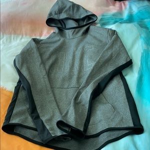 Women’s Nike Therma-Fit sweatshirt